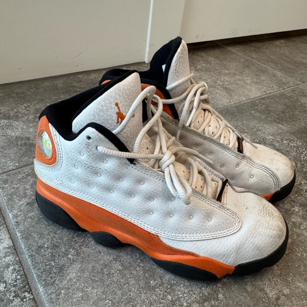 Nike Air Jordan 13 Retro ‘Starfish' DJ3005-108 Kids size US 3Y White Orange